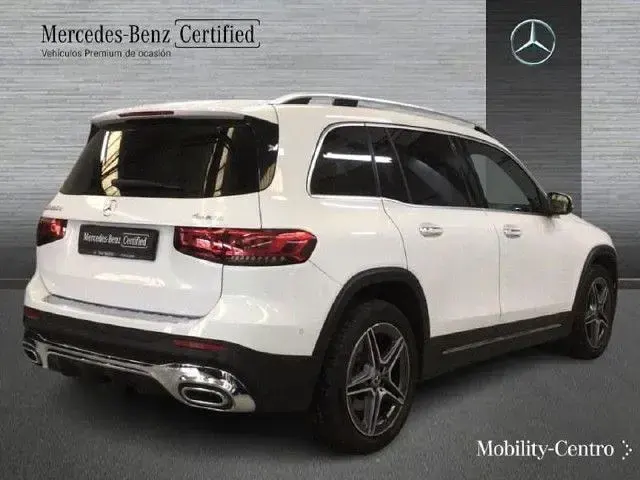 Usado Mercedes GLB220 AMG line 190 CV (139 kW) 2022 Blanco digital SUV