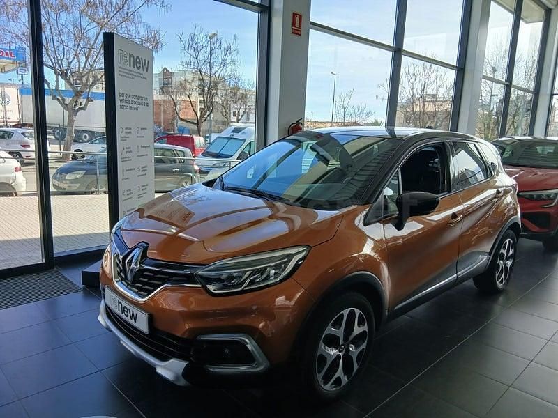 Usado Renault Captur LIMITED 130 CV (95 kW) 2019 Naranja SUV