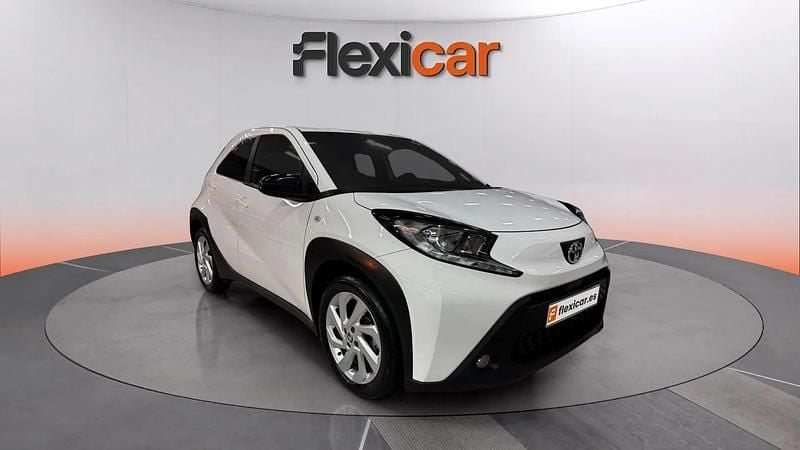 Usado Toyota Aygo X 72 CV (52 kW) 2024 SUV