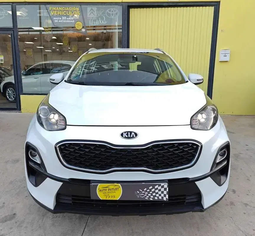 Usado Kia Sportage 136 CV (100 kW) 2021 Blanco SUV