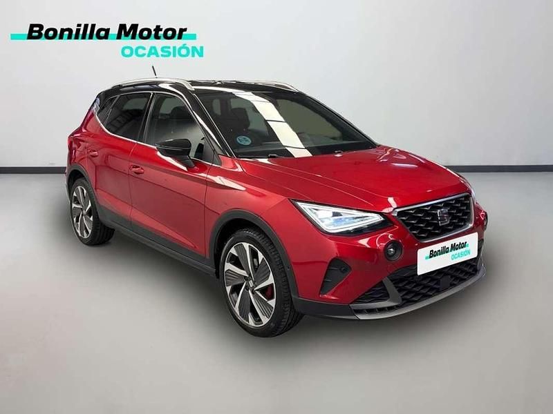 Usado Seat Arona FR 110 CV (80 kW) 2022 Rojo SUV