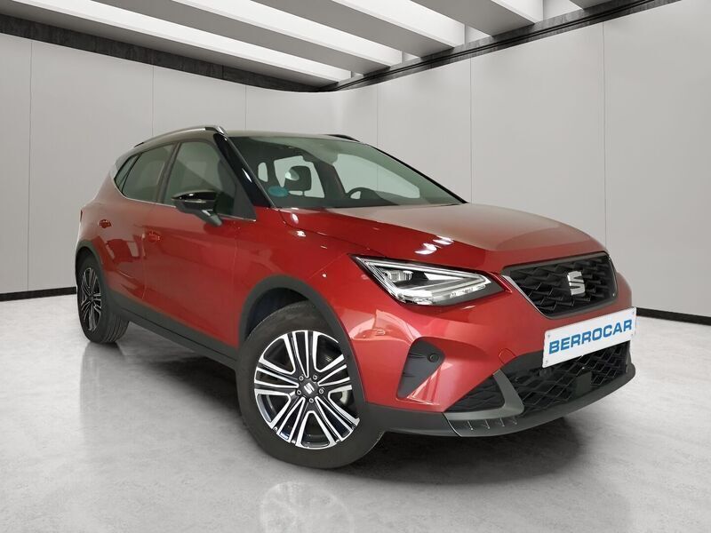 Rojo Usado 2024 Seat Arona FR SUV | 20.690 € (Un poco caro) - Imagen 1/4