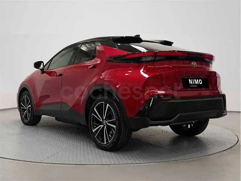 Usado Toyota C-HR 223 CV (164 kW) 2025 Rojo SUV
