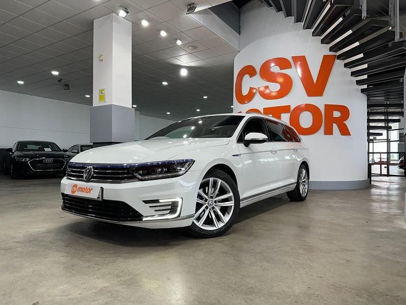 Usado VW Passat GTE 218 CV (160 kW) 2017 Blanco Familiar