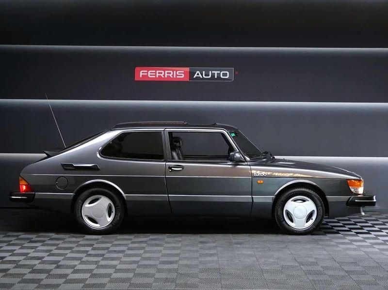 Usado Saab 900 175 CV (128 kW) 1986 Gris / plata Berlina