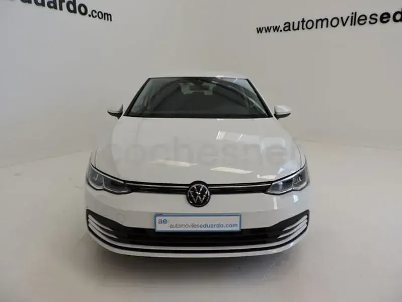 Usado VW Golf VIII 110 CV (80 kW) 2022 Blanco Berlina