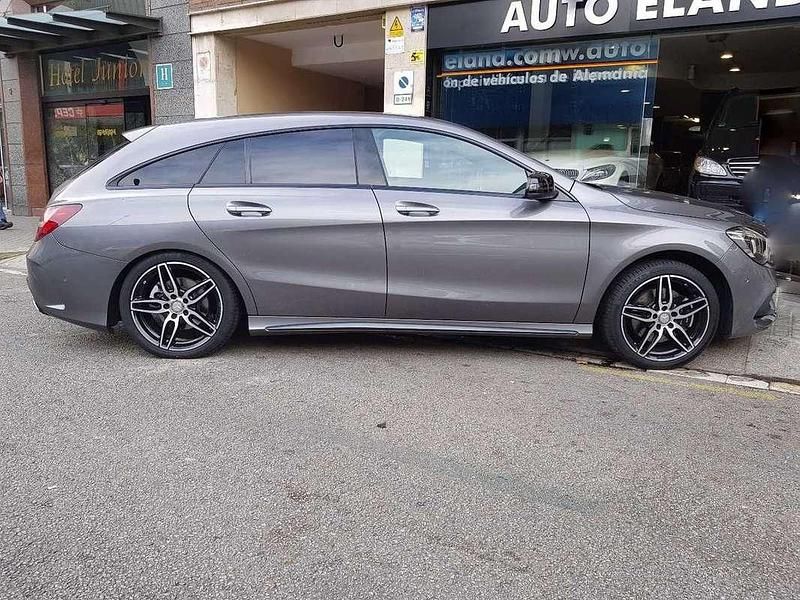 Usado Mercedes CLA250 AMG 211 CV (155 kW) 2016 Gris Berlina