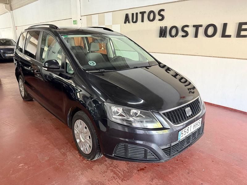 Usado Seat Alhambra Style 140 CV (102 kW) 2011 Negro Monovolumen