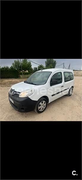 Begagnad Renault Kangoo Expression 90 HK (66 kW) 2016 Vit Kombi