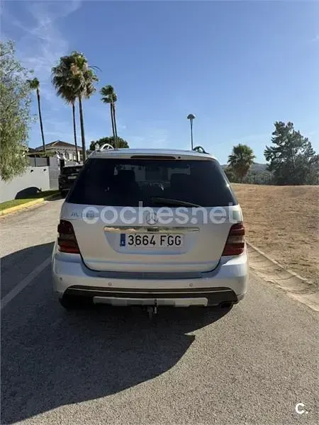 Usado Mercedes ML320 224 CV (164 kW) 2006 Gris / plata SUV