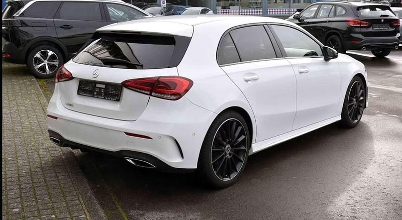 Usado Mercedes A200 163 CV (119 kW) 2020 Blanco Utilitario