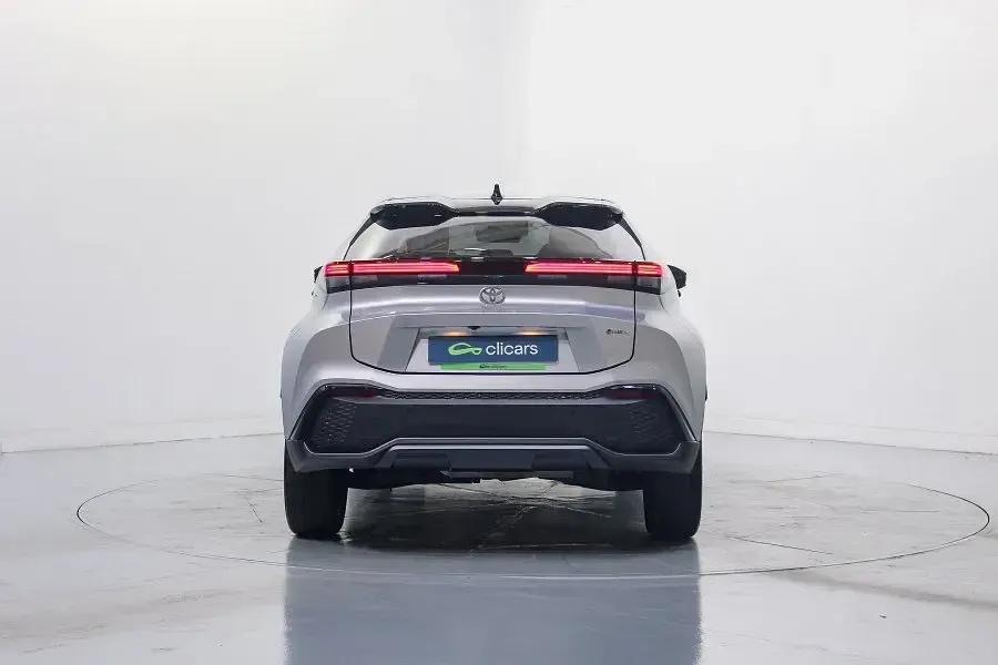 Usado Toyota C-HR 140 CV (102 kW) 2025 SUV