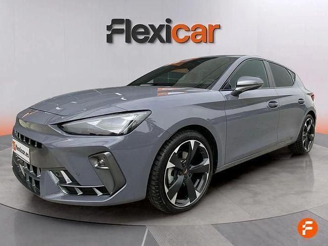 Usado Cupra Leon 150 CV (110 kW) 2025 Gris