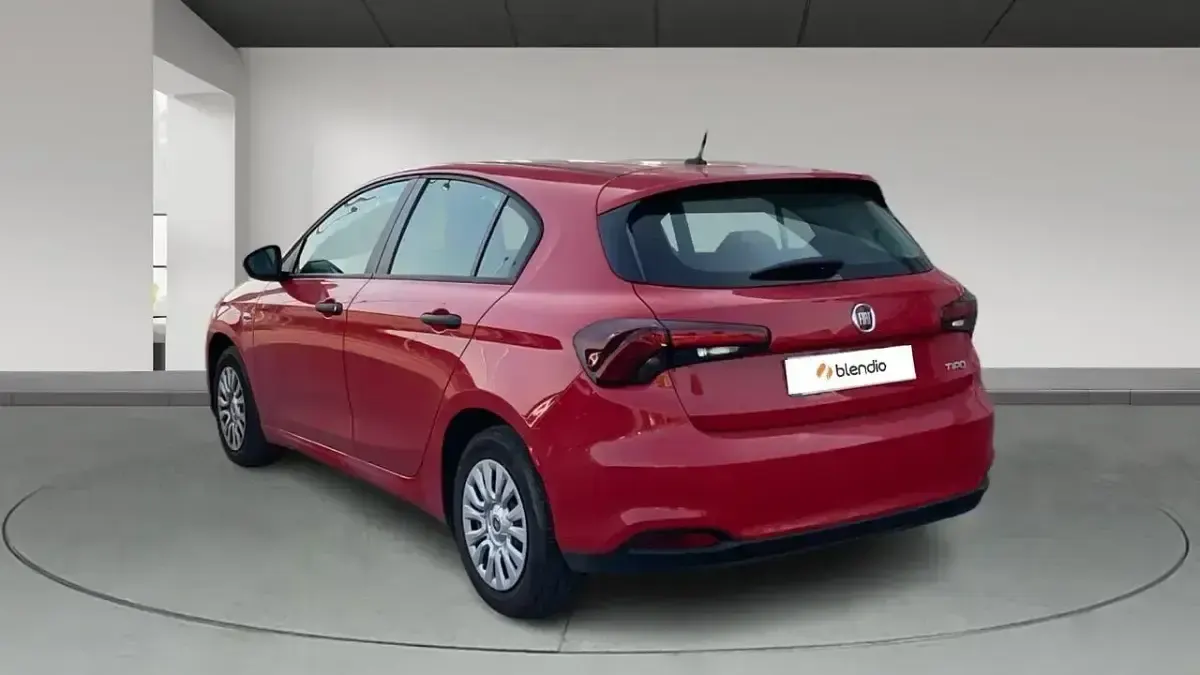 Usado Fiat Tipo 101 CV (74 kW) 2021 Rojo