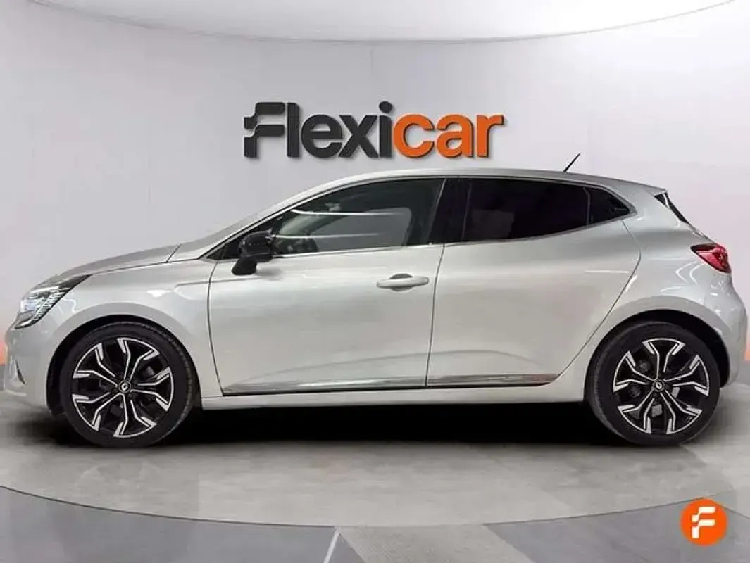Usado Renault Clio Intens 91 CV (66 kW) 2021 Gris Utilitario
