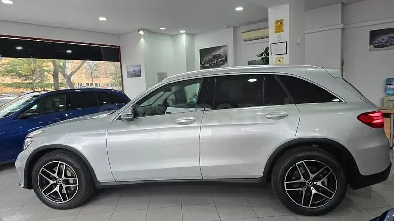 Usado Mercedes GLC220 170 CV (125 kW) 2019 Gris SUV