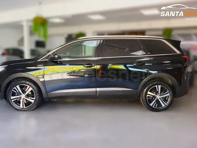 Usado Peugeot 5008 GT-line 130 CV (95 kW) 2018 Negro SUV