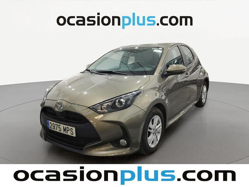 Usado Toyota Yaris Edition 125 CV (91 kW) 2024 Marrón Utilitario