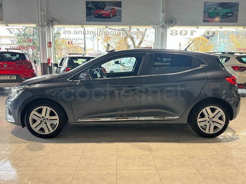 Usado Renault Clio V Intens 100 CV (73 kW) 2020 Gris / plata Berlina