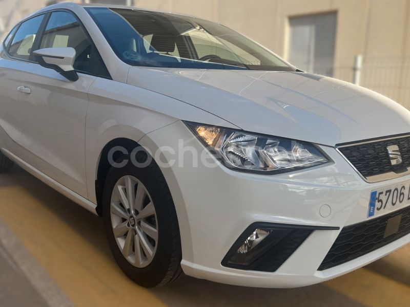Usado Seat Ibiza Style 115 CV (84 kW) 2020 Blanco Berlina