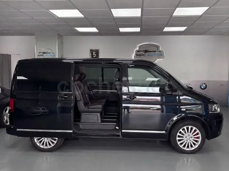 Usado VW Multivan Highline 180 CV (132 kW) 2013 Negro Monovolumen