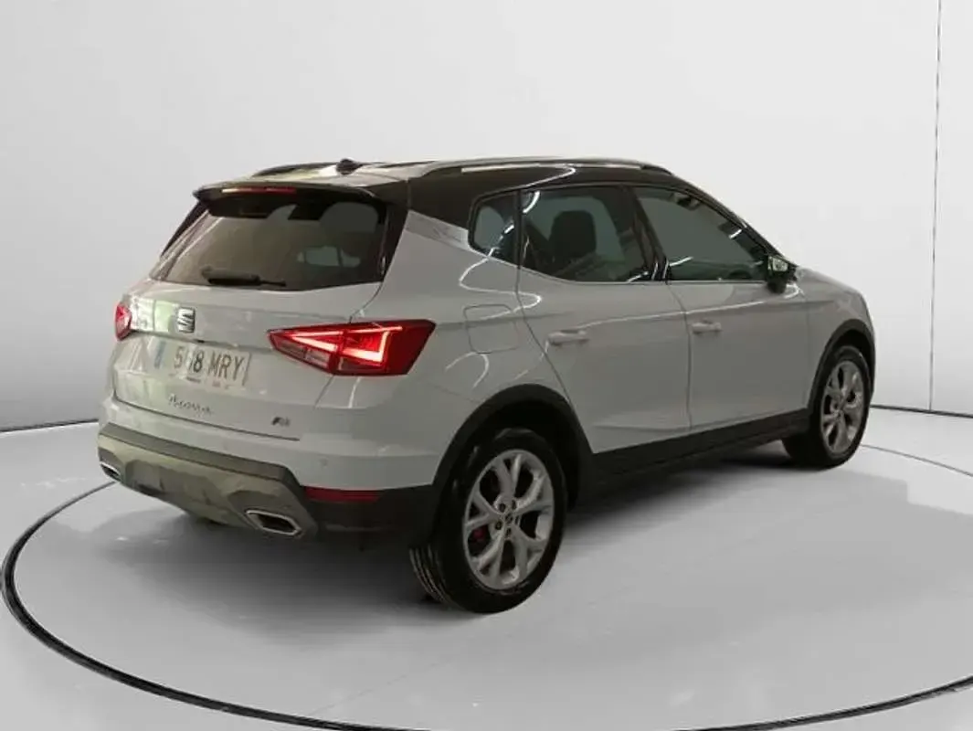 Usado Seat Arona FR 151 CV (111 kW) 2024 Blanco SUV
