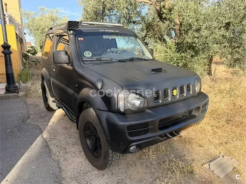 Usado Suzuki Jimny 86 CV (63 kW) 2009 Negro SUV
