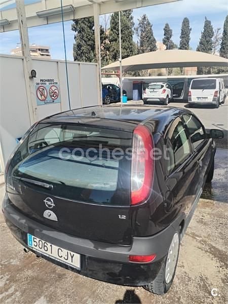 Negro Usado 2003 Opel Corsa Berlina | 1600 € (Precio justo) - Imagen 1/4
