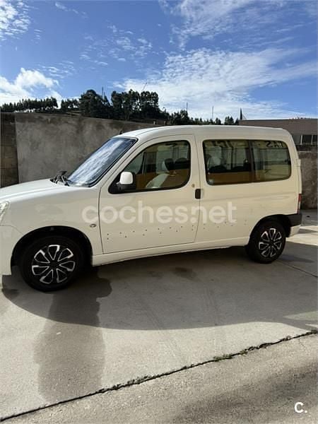 Blanco Usado 2009 Peugeot Partner Tepee Monovolumen | 3700 € (Super precio) - Imagen 1/4