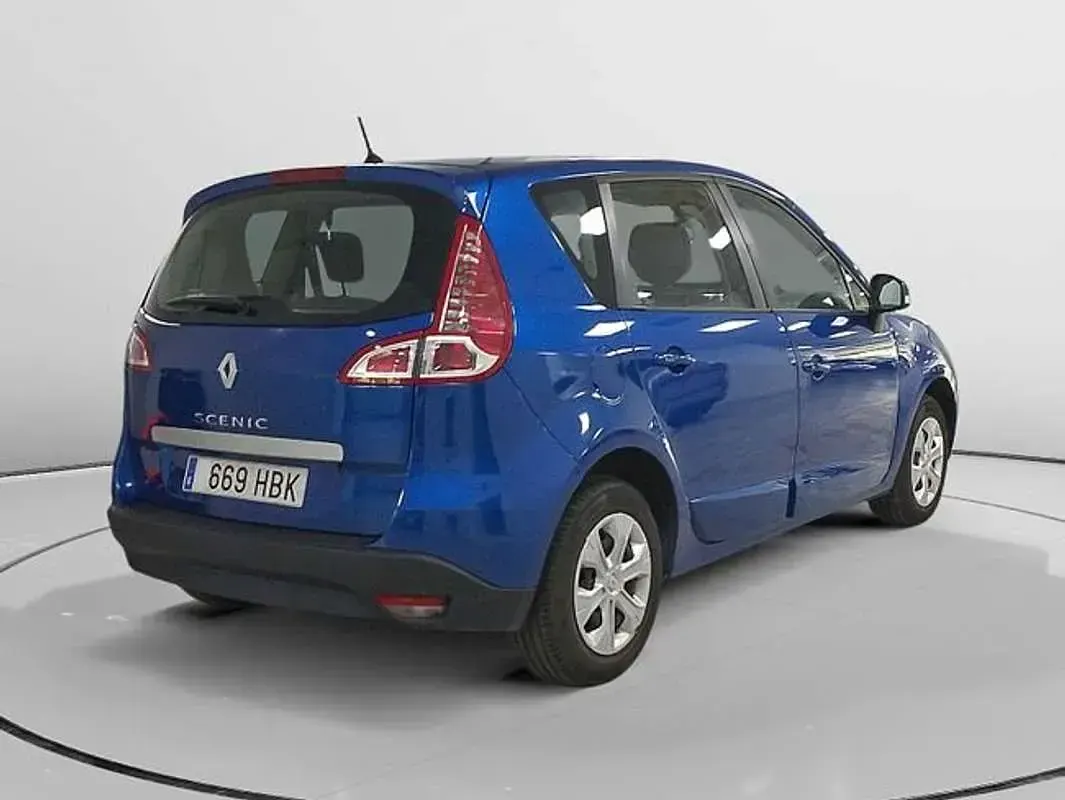 Usado Renault Scenic E-Tech 110 CV (80 kW) 2011 Azul Monovolumen