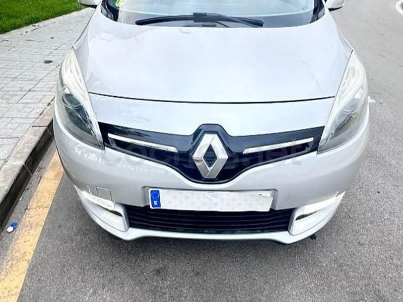 Usado Renault Grand Scénic III Expression 110 CV (80 kW) 2013 Gris / plata Monovolumen