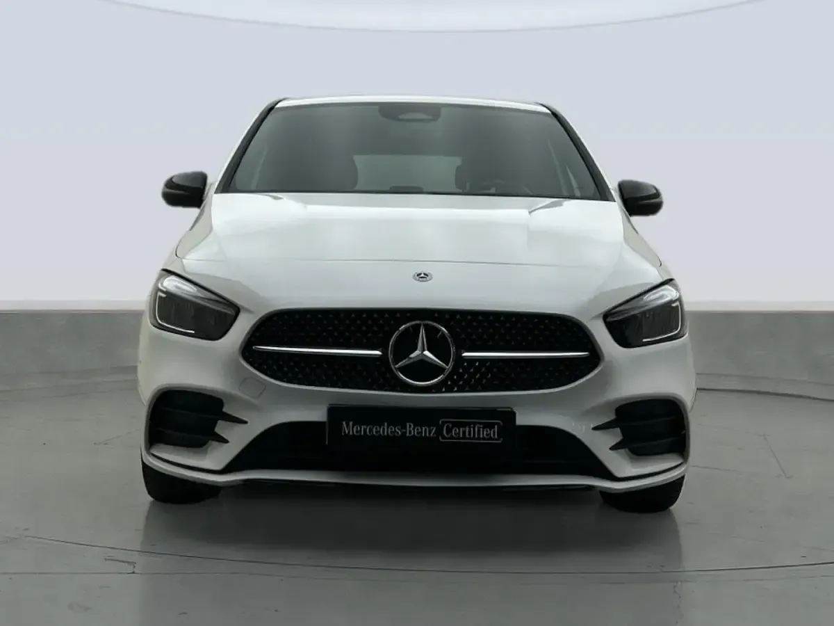 Usado Mercedes B250 218 CV (160 kW) 2025 Blanco Utilitario