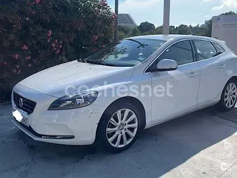 Usado Volvo V40 Summum 150 CV (110 kW) 2015 Blanco Berlina