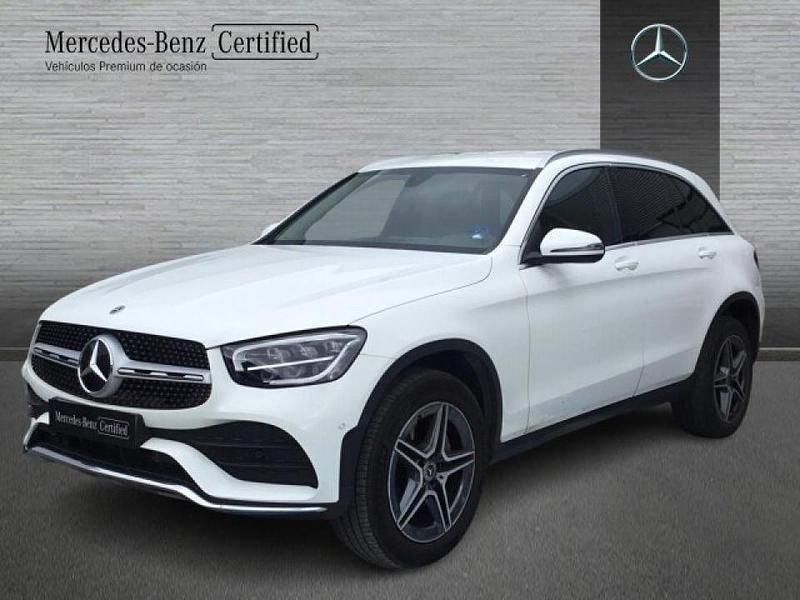 Usado Mercedes GLC300e AMG line 306 CV (225 kW) 2021 Blanco
