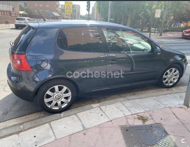 Usado VW Golf IV Sportline 105 CV (77 kW) 2005 Azul Berlina