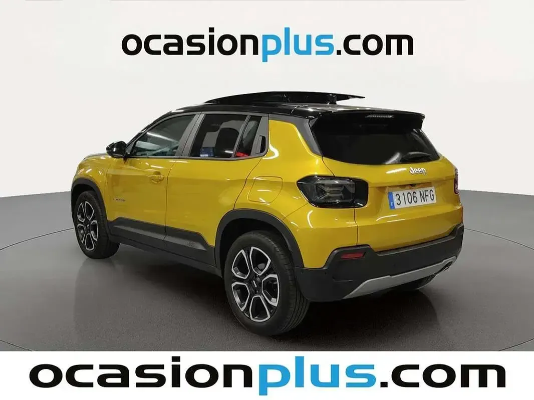 Usado Jeep Avenger Summit 110 CV (80 kW) 2025 Amarillo SUV