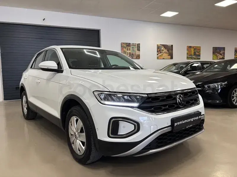 Usado VW T-Roc Life 110 CV (80 kW) 2023 Blanco SUV