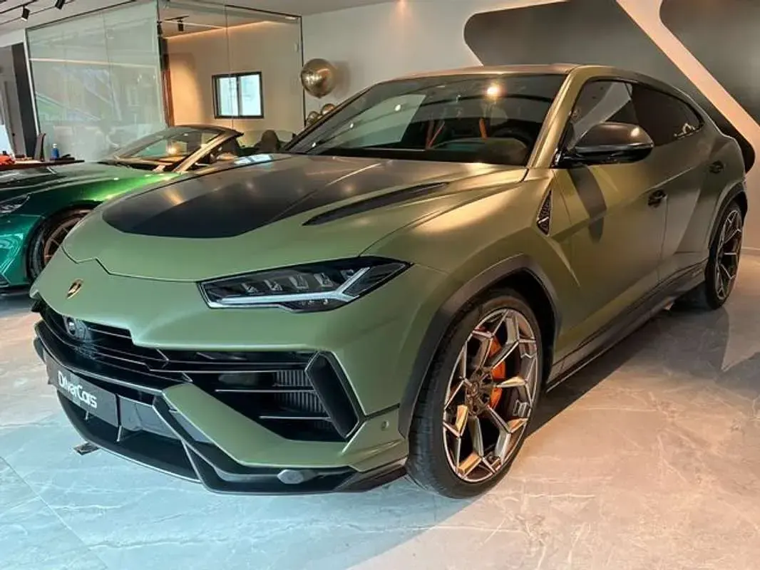 Usado Lamborghini Urus 650 CV (478 kW) 2024 Verde SUV