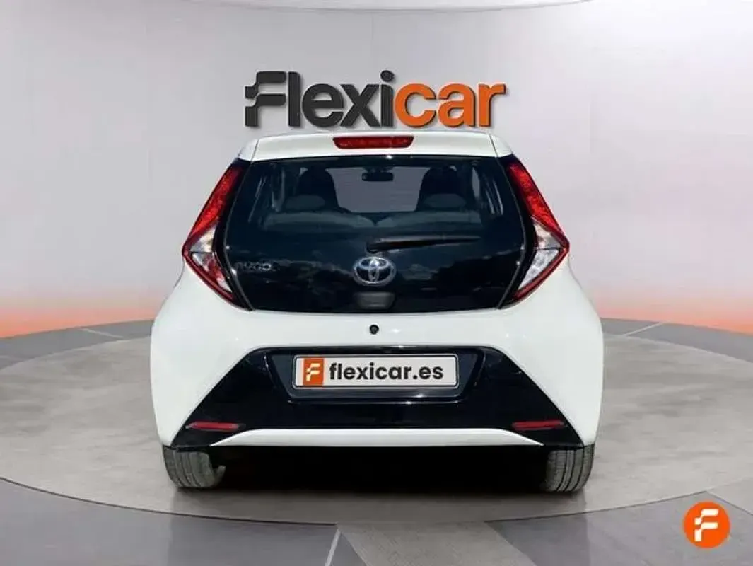Occasion Toyota Aygo X-play 72 PK (52 kW) 2021 Wit Hatchback