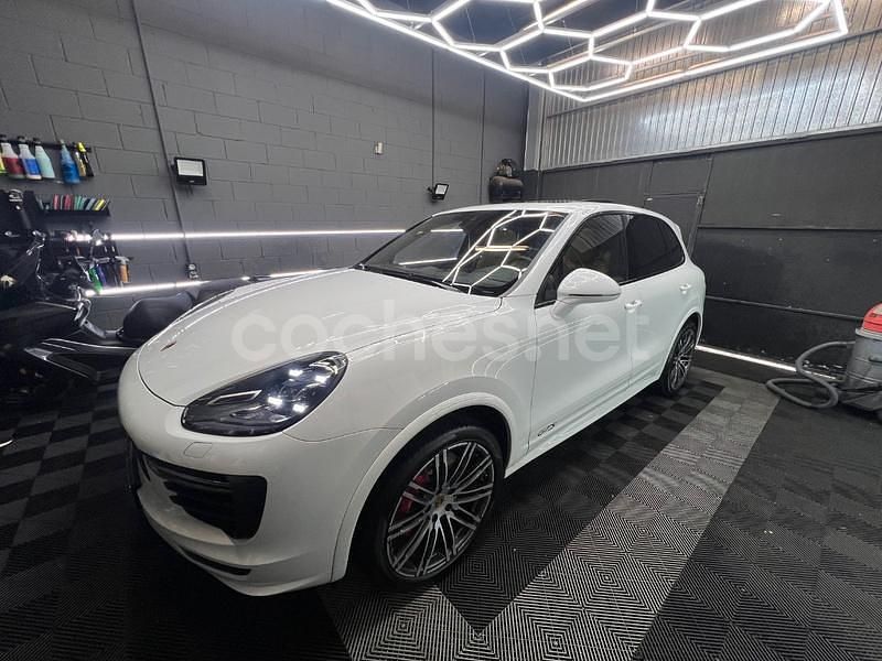 Usado Porsche Cayenne GTS 440 CV (323 kW) 2016 Blanco SUV