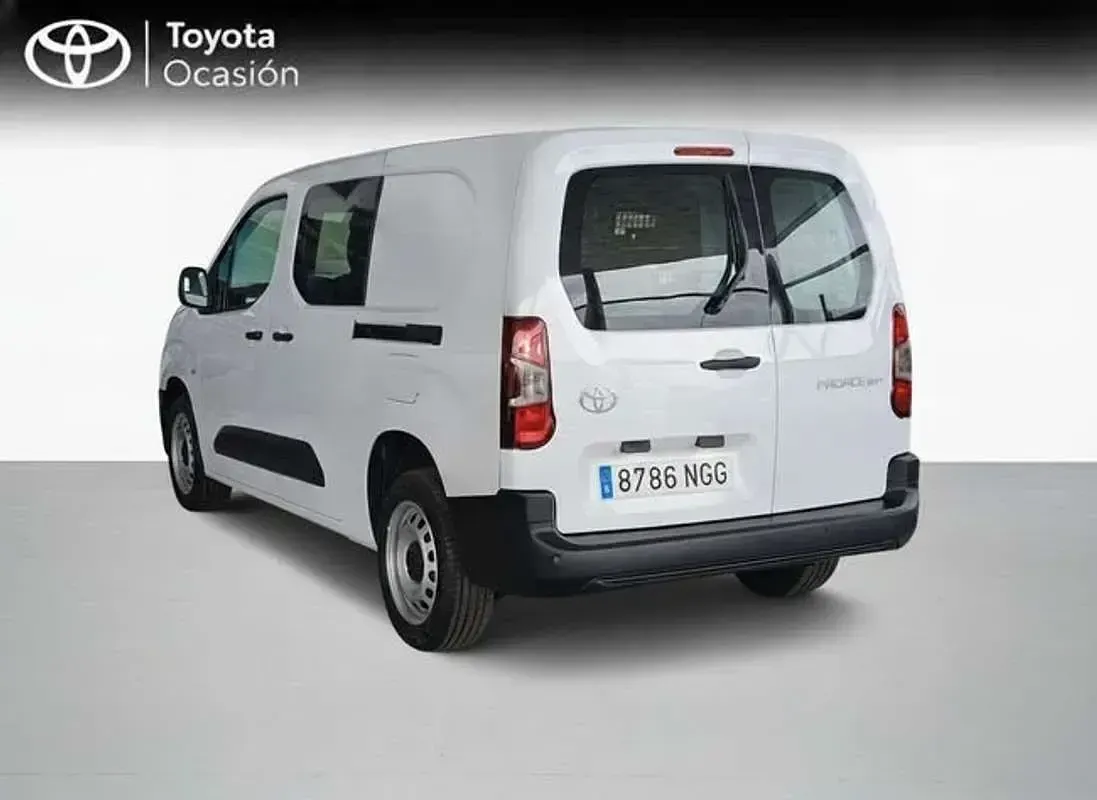 Usado Toyota Proace City City 101 CV (74 kW) 2025 Blanco Monovolumen