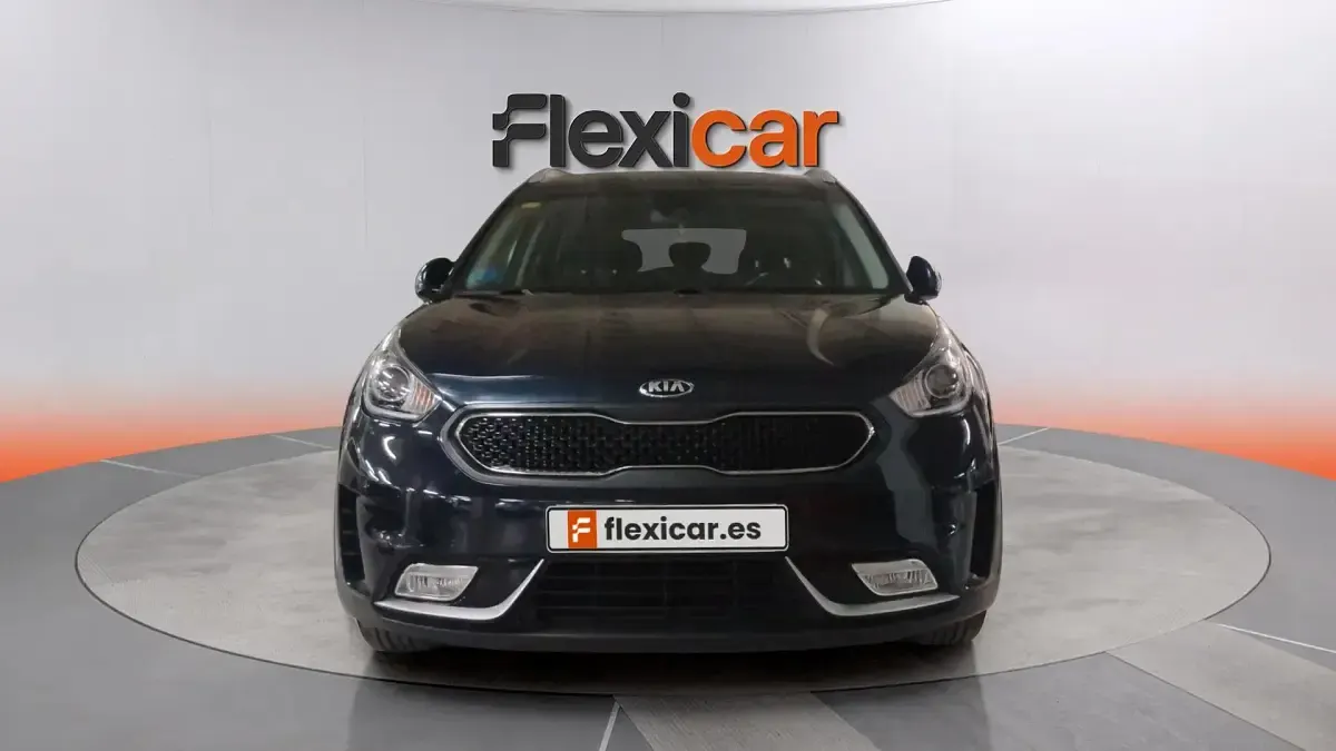 Usado Kia Niro 141 CV (103 kW) 2018 Negro SUV