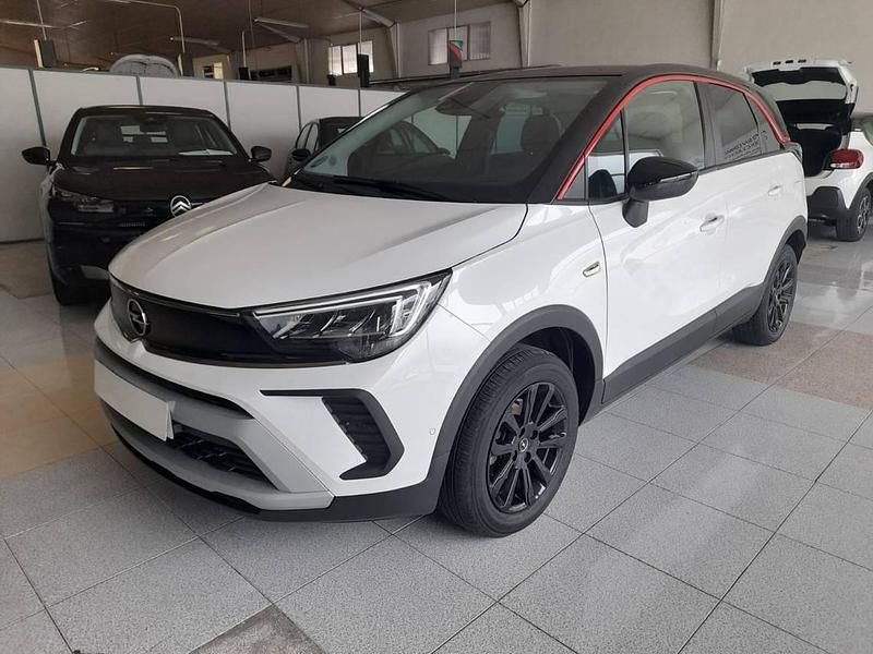 Usado Opel Crossland X GS Line 110 CV (80 kW) 2023 Blanco SUV