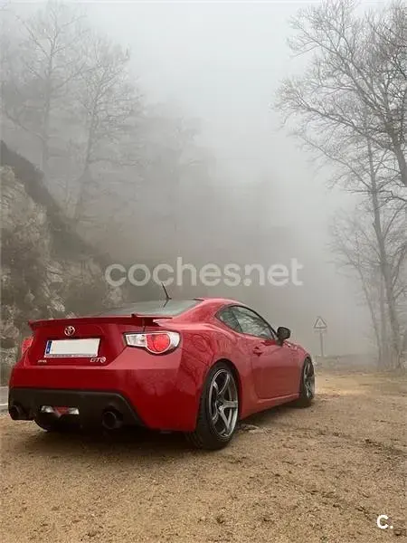 Usado Toyota GT86 GT 200 CV (147 kW) 2012 Rojo Coupe