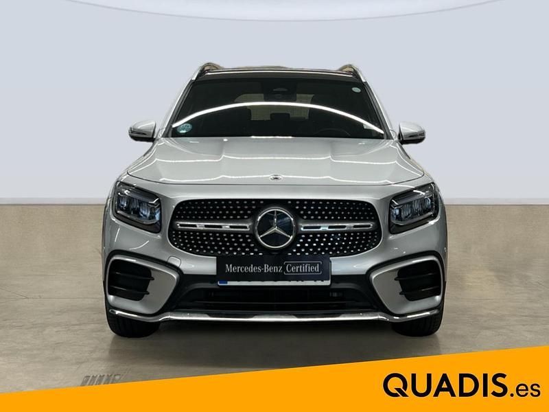 Usado Mercedes GLB200 150 CV (110 kW) 2024 Gris / plata SUV