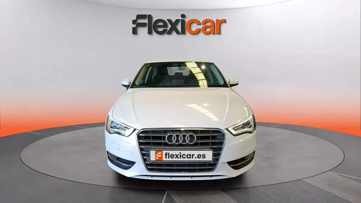 Usado Audi A3 Premium 110 CV (80 kW) 2016 Blanco Berlina