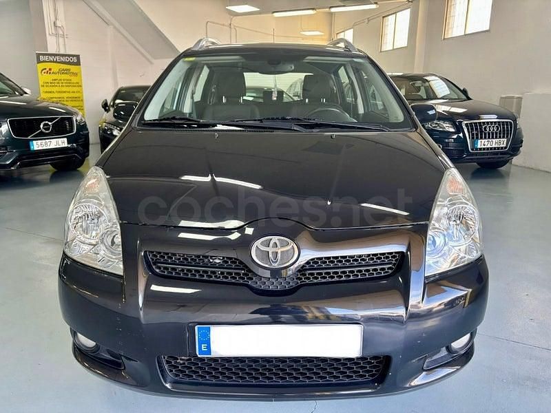 Usado Toyota Corolla Verso Luna 136 CV (100 kW) 2008 Negro Monovolumen