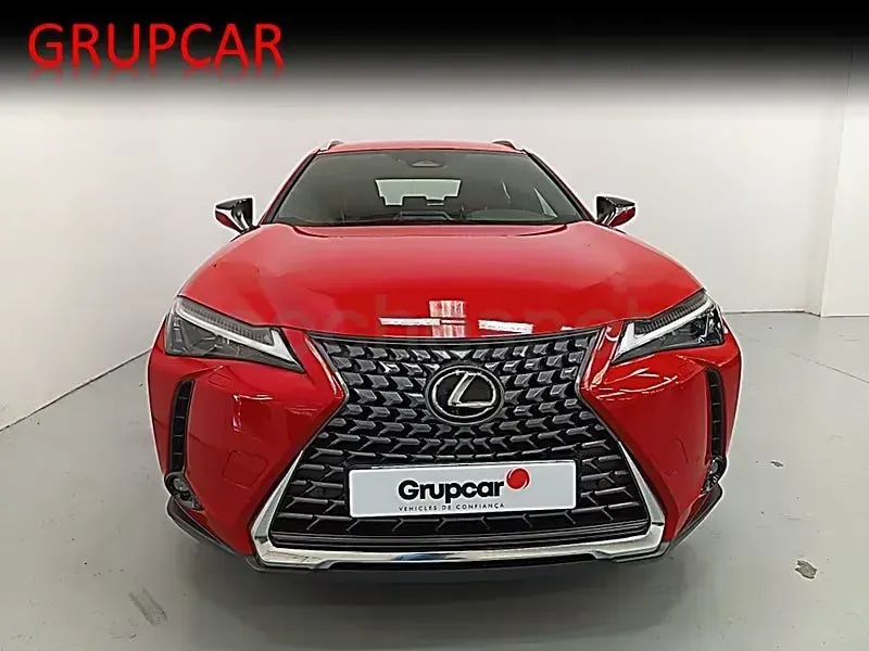Usado Lexus UX 199 CV (146 kW) 2024 Rojo SUV