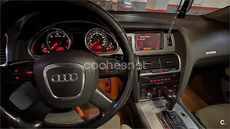 Usado Audi Q7 233 CV (171 kW) 2007 Negro SUV