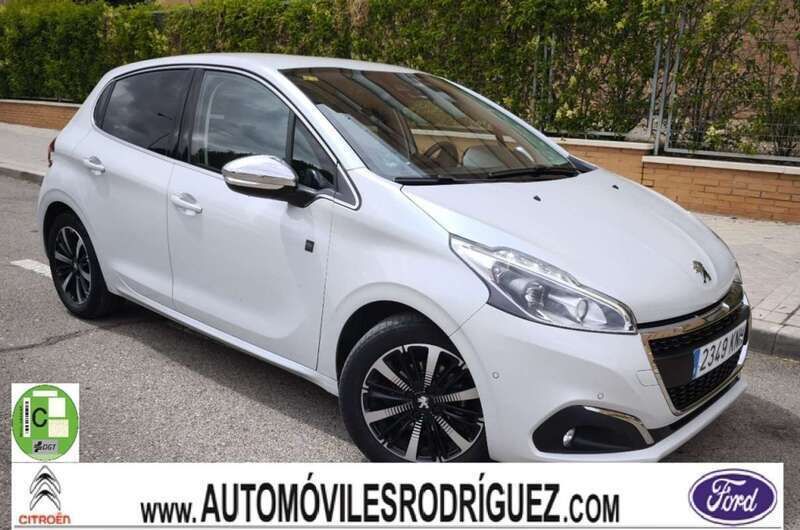 Blanco Usado 2018 Peugeot 208 S Utilitario | 10.400 € (Precio justo) - Imagen 1/4